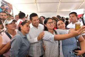 El gobernador Javier May Rodríguez y la alcaldesa Yolanda Osuna Huerta inauguraron el circuito hidráulico Carrizal II, una obra que marca el Fin a décadas de desabasto de agua y fortalecerá el suministro para más de 103 mil habitantes de Villahermosa.