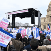 Francia aprueba ley de eutanasia y suicidio asistido