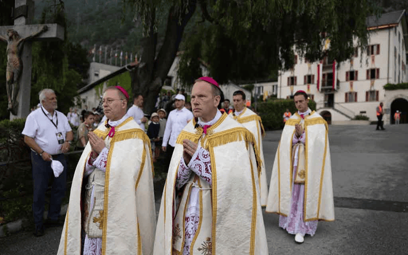Fraternidad San Pío X impugna ante el Vaticano