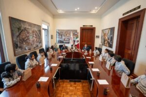 Gobernador Joaquín Díaz Mena impulsa talento yucateco en histórica visita educativa SEP