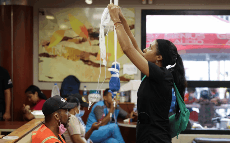 Hospitales al límite tras los terremotos