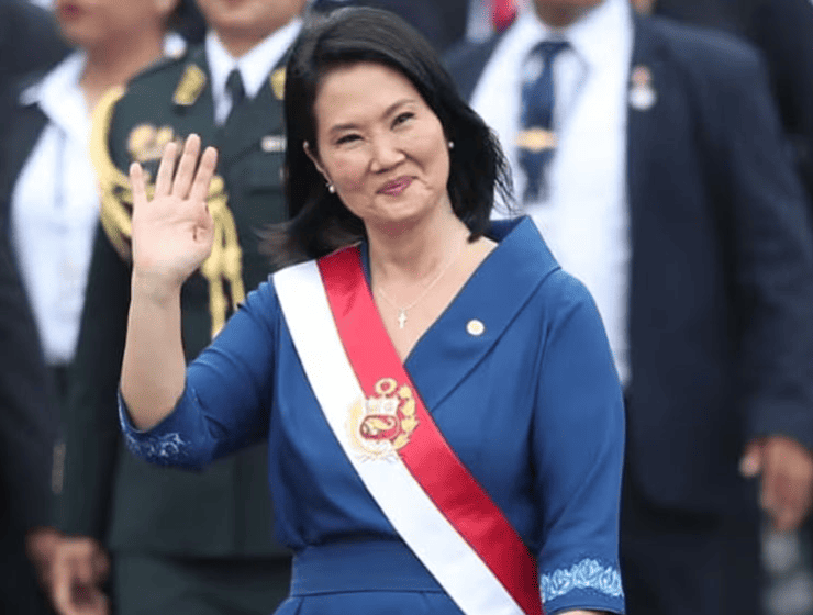 Keiko Fujimori asume la Presidencia de Perú