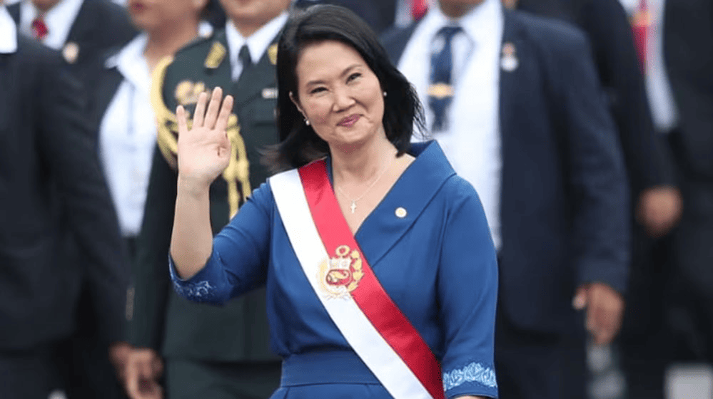 Keiko Fujimori asume la Presidencia de Perú
