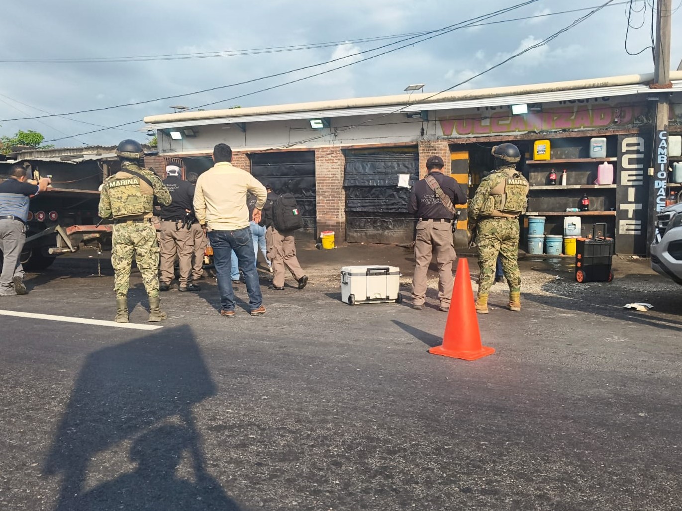 Marina brinda apoyo en operativo de la FGR en Tabasco