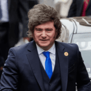Milei endurece política migratoria