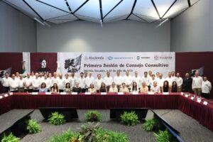 Emprendedores y representantes del sector empresarial conocieron las nuevas opciones de financiamiento con créditos preferenciales para impulsar el crecimiento, la inversión y la generación de empleos en Yucatán.