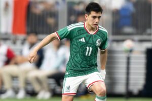 Gilberto Mora no fue convocado por la Selección Mexicana Sub-20 como parte de un plan para administrar su carga física tras su destacada participación con el combinado mayor.