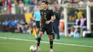 Alex Diego explicó la convocatoria de la Selección Mexicana Sub-20, donde la ausencia de Gilberto Mora responde a una estrategia para cuidar el desarrollo del joven mediocampista.
