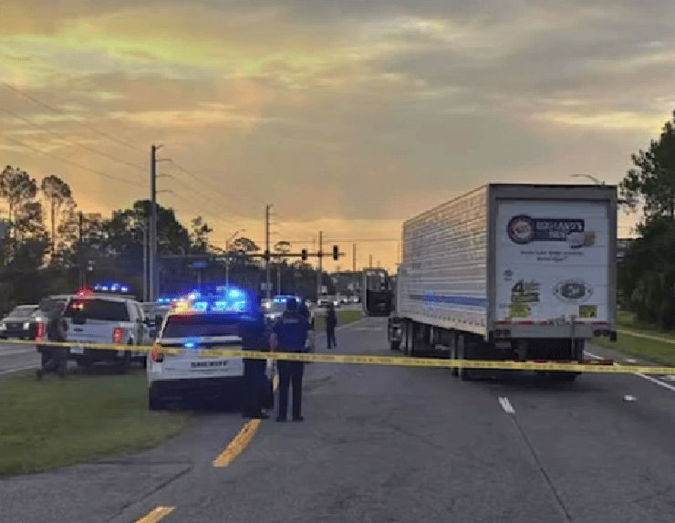 Muere mexicano tras intentar huir de operativo migratorio en Florida