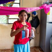 Mujeres Renacimiento transforma vidas con apoyo económico para madres autónomas