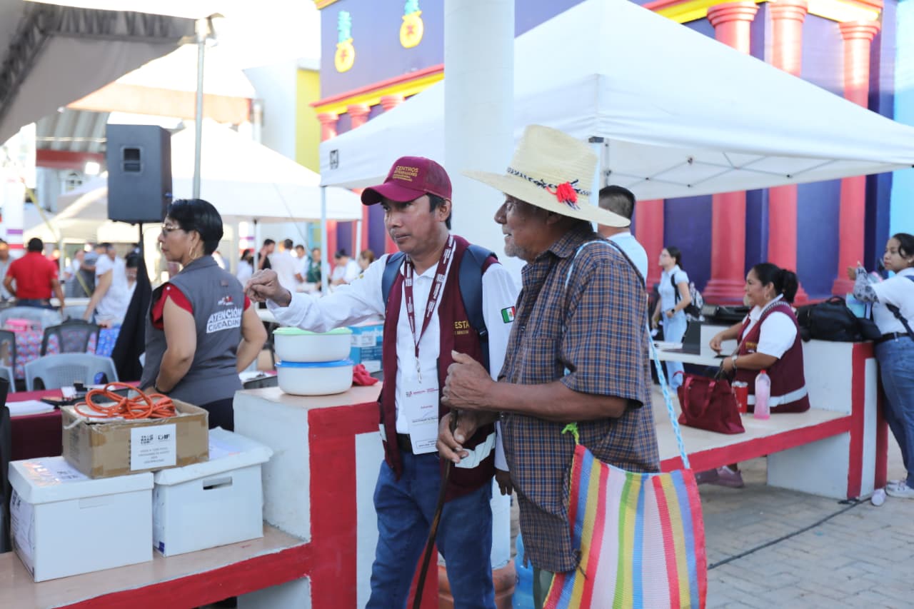 Programas sociales impulsan el desarrollo