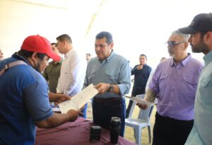 Javier May Rodríguez encabezó la entrega de Títulos de propiedad a familias de la ranchería Independencia primera sección, fortaleciendo la certeza jurídica sobre su patrimonio.
