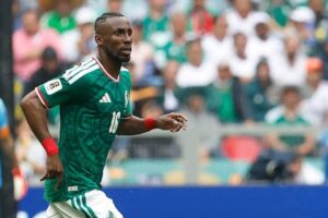 Julián Quiñones igualó un récord goleador histórico al alcanzar cuatro tantos con la Selección Mexicana y colocarse entre los máximos anotadores nacionales en una misma edición del torneo internacional.