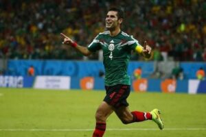 Con una trayectoria que incluye cinco Copas del Mundo como jugador y múltiples títulos internacionales, Rafael Márquez asume el reto como Nuevo entrenador de la Selección Mexicana con la mira puesta en el proceso rumbo a 2030.