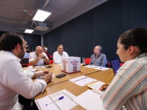 El gobernador Joaquín Díaz Mena inauguró los Foros de Consulta para fortalecer la Infraestructura metropolitana de Mérida con la participación de ciudadanos, especialistas y autoridades.