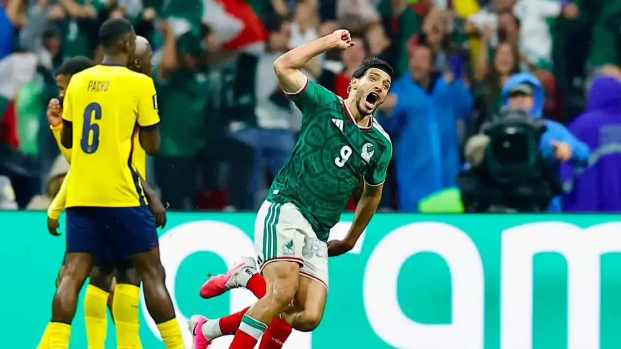 Raúl Jiménez continúa haciendo historia con la Selección Mexicana