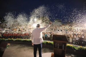 Javier May Rodríguez destacó que el Gobierno del Pueblo lleva bienestar histórico a las familias tabasqueñas mediante programas sociales, obras estratégicas y acciones enfocadas en mejorar la calidad de vida de la población.