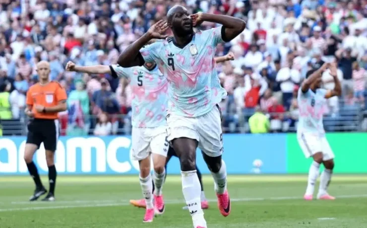 Tercer anfitrión quedó eliminado con goleada y Bélgica avanza con autoridad