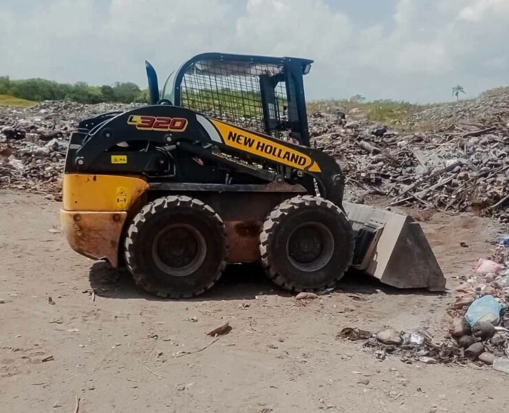 Trabajos en basurero de El Cuyo mejoran acceso para recolección eficiente de residuos