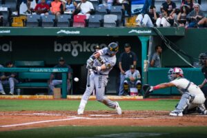 Con un total de 17 imparables Leones venció al Águila en el tercero de la serie.