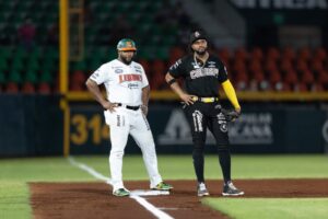Raudy Read se vistió de héroe con un tablazo de par de carreras en el noveno rollo para darle a Yucatán el triunfo dejando en el terreno a los Conspiradores