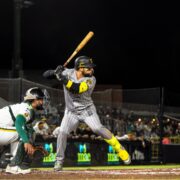 Bravos sorprenden y toma ventaja sobre Leones en emocionante serie