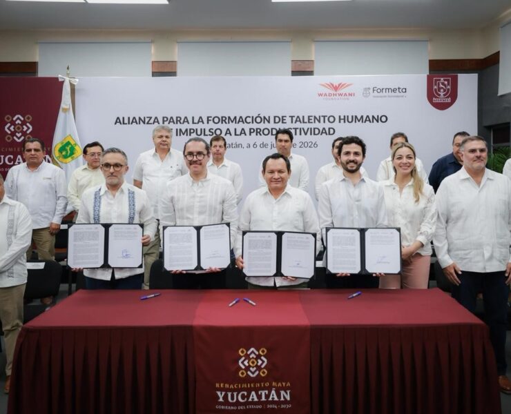 ¡100 mil becas! Renacimiento Maya apuesta por empleos mejor pagados