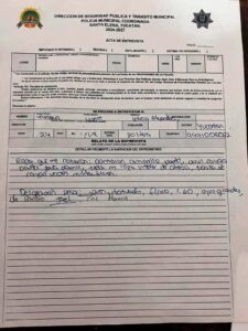 La joven estudiante de Medicina asegura que encontró prendas que no reconocía dentro del terreno donde vivía, situación que incrementó su temor durante su pasantía en Santa Elena.