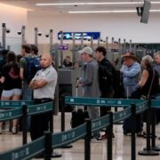 Aeropuerto de Cancún programa 411 operaciones este jueves: ¡Impresionante actividad!