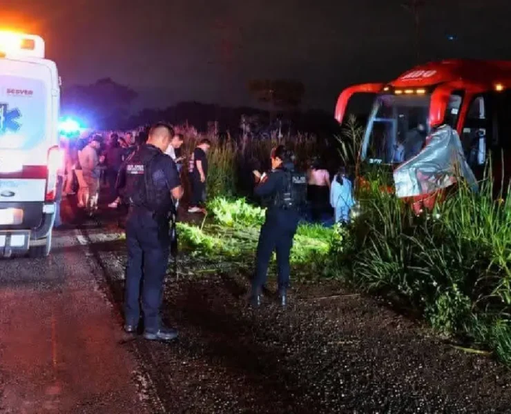 Asaltaron autobús de ADO en Veracruz y pasajeros vivieron momentos de terror