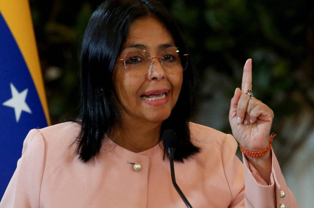 Gobierno y oposición comienzan diálogo con respaldo internacional