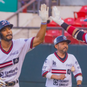 Piratas aseguran su lugar en Playoffs: ¡Imparables!