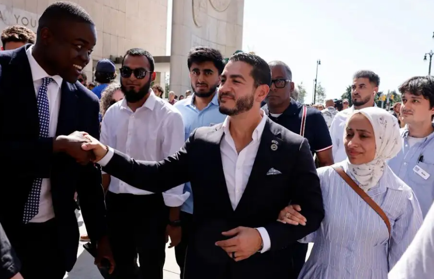 Abdul El-Sayed gana primaria en Michigan