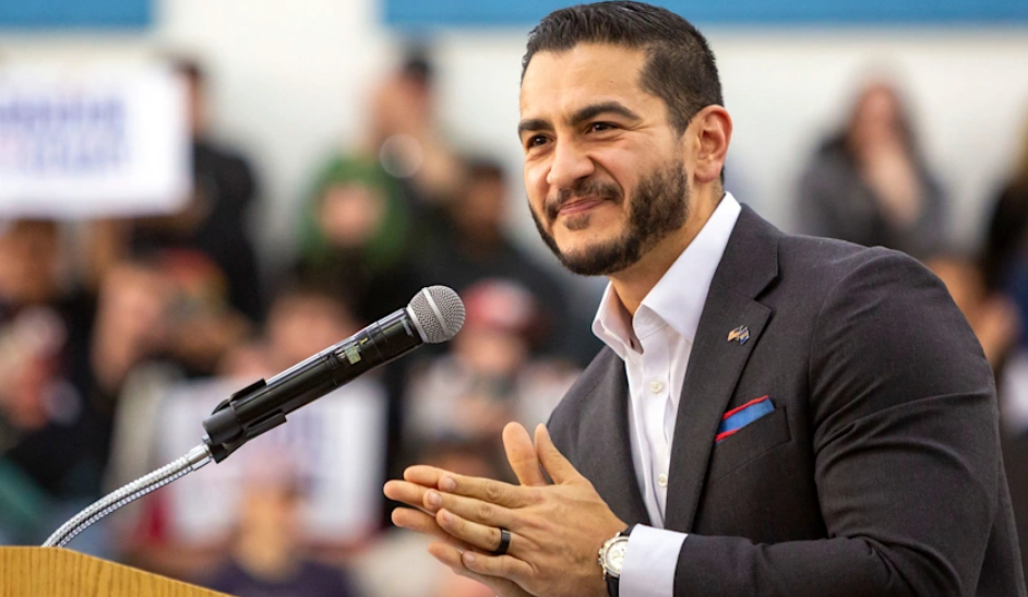 Abdul El-Sayed gana primaria y cambia el panorama político