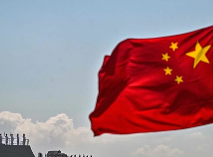 China anuncia nuevas restricciones a exportaciones a EU