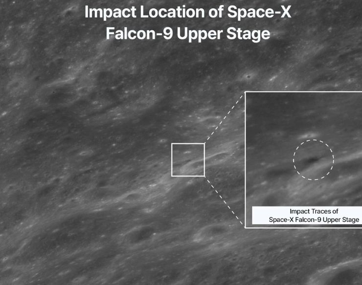 Captan como se ve la luna después del impacto del cohete de SpaceX