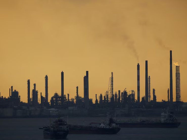 El precio del petróleo sube ante la falta de certezas sobre Ormuz