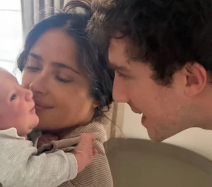 Salma Hayek se convierte en la 'abuela latina'