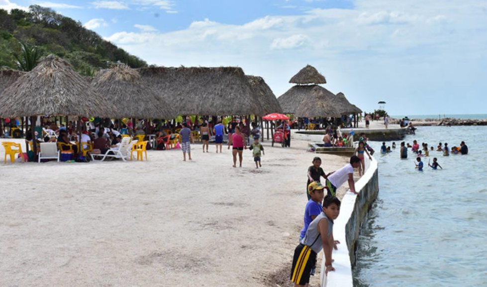 Turismo nacional e internacional llega a Campeche