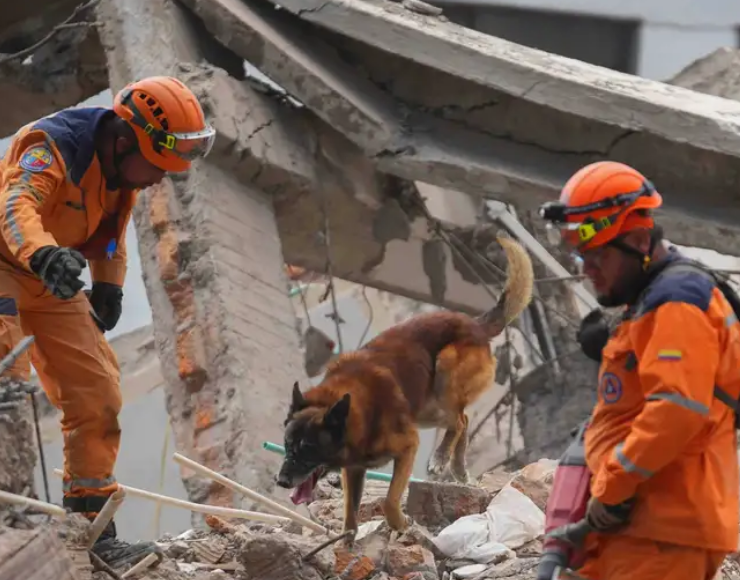 Aumentan los fallecidos en Colombia tras el devastador sismo