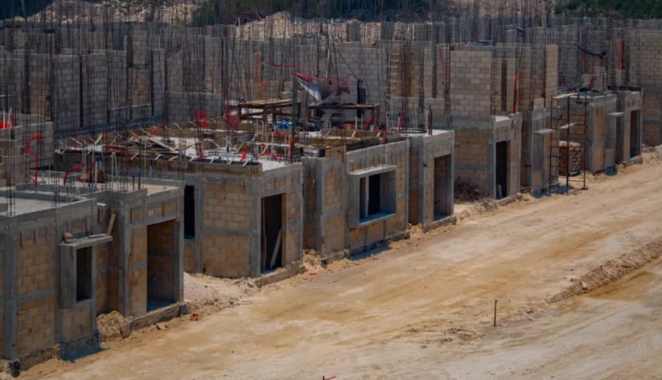 Reanudan obras de "Tamarindos" tras retiro de sellos