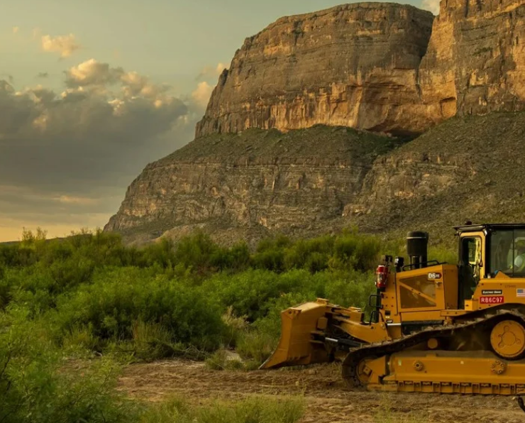 Trump dio marcha atrás en la construcción de un muro en Big Bend