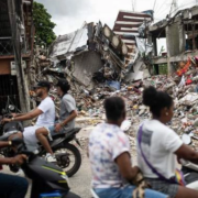 De la Espriella anuncia medidas económicas tras terremoto