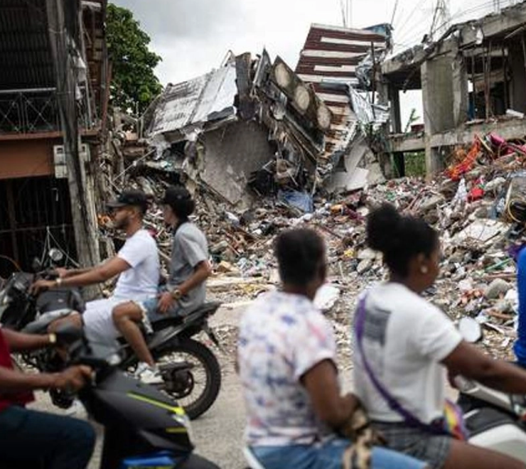 De la Espriella anuncia medidas económicas tras terremoto