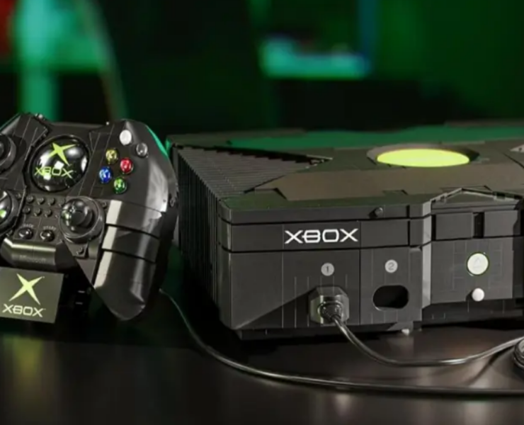 Xbox anuncia una réplica de la Xbox original de Mattel