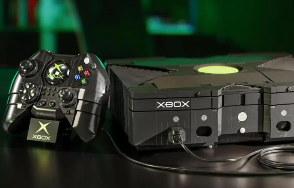 Xbox anuncia una réplica de la Xbox original de Mattel