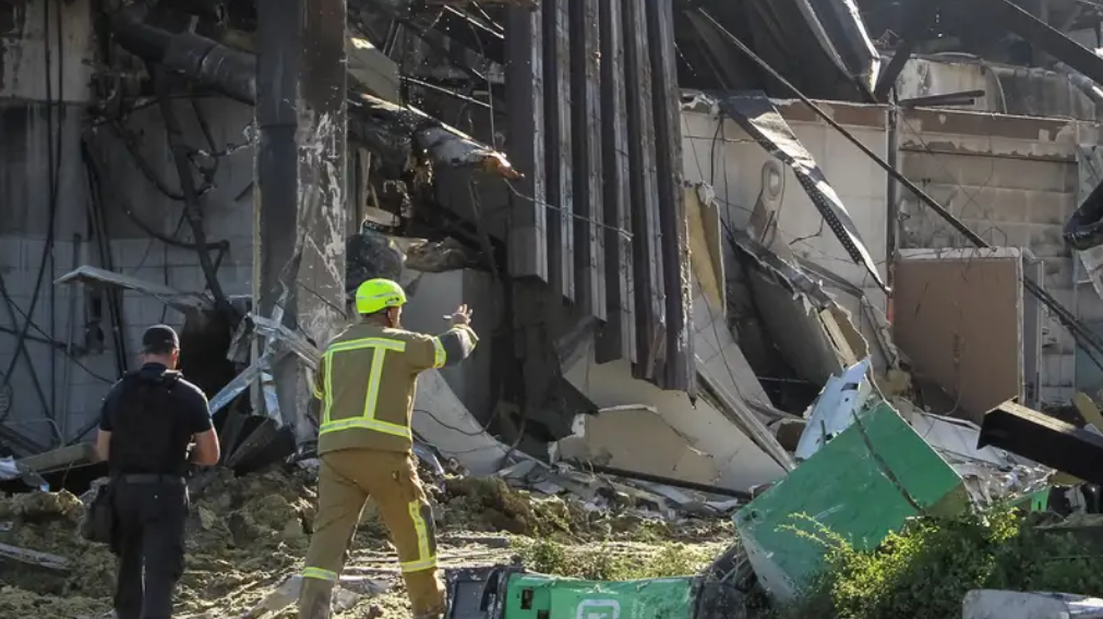 Rusia ataca un centro comercial y deja varios desaparecidos