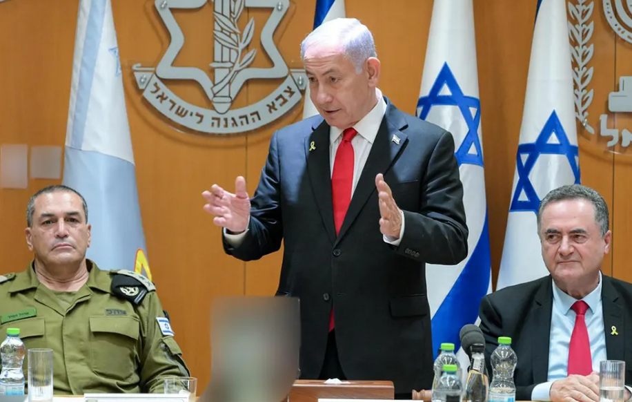 Israel amenaza con más ataques si continúan las cometas