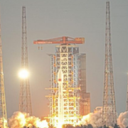 China retrasa misión lunar por fallas en lanzamiento