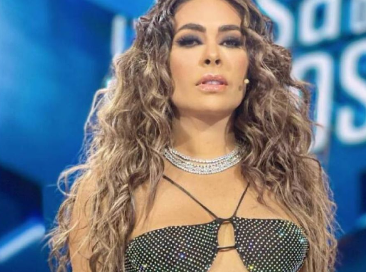 Yanet le contesta a Galilea Montijo en plena gala